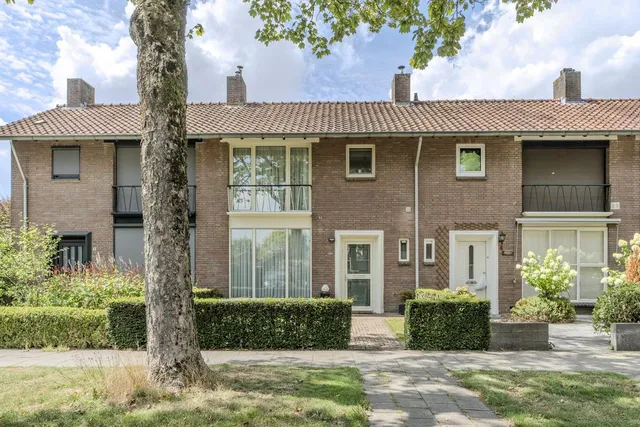 Foto 1 van Emmalaan 6