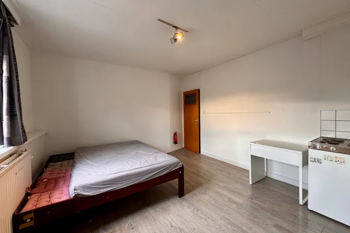 Medium 3